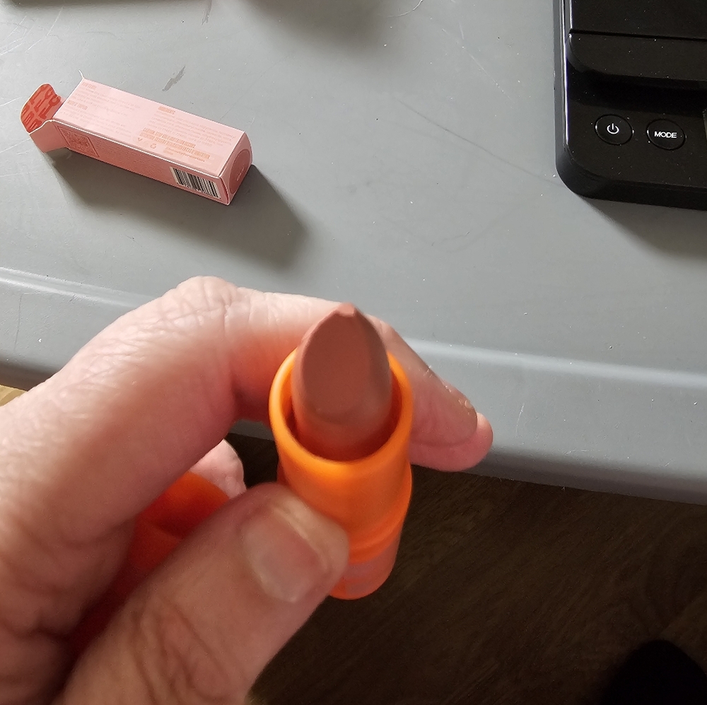 New. Bfc lipstick